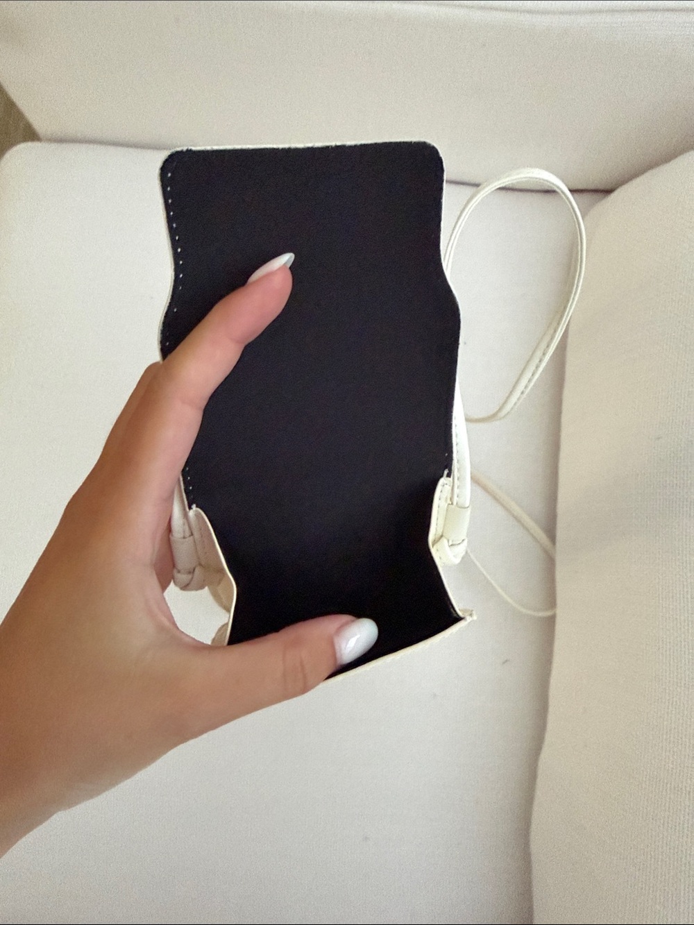 Celine phone holder - Picture 5 of 5